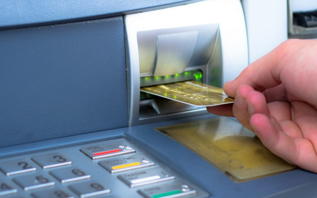 “Voorzie eindelijk in voldoende geldautomaten”